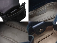 Load image into Gallery viewer, CHANEL シャネル ワイルドステッチ チェーンショルダーバッグ フランス製 18番台 レザー ブラック ブラックメタル金具 美品 中古 4b001378