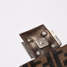 画像をギャラリービューアに読み込む, FENDI フェンディ ワンショルダーバッグ 0915967002 キャンバス レザー ブラウン ズッカ柄 総柄 シルバー金具 美品 中古 4b013868