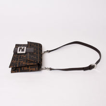 画像をギャラリービューアに読み込む, FENDI フェンディ ワンショルダーバッグ 0915967002 キャンバス レザー ブラウン ズッカ柄 総柄 シルバー金具 美品 中古 4b013868