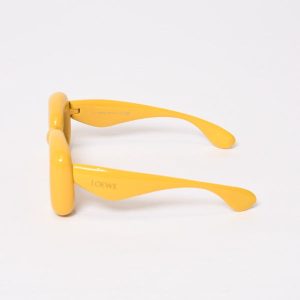 極美品 LOEWE ロエベ サングラス LW40051F サイズ41□28 145 イエロー プラスチック 中古 4b013975