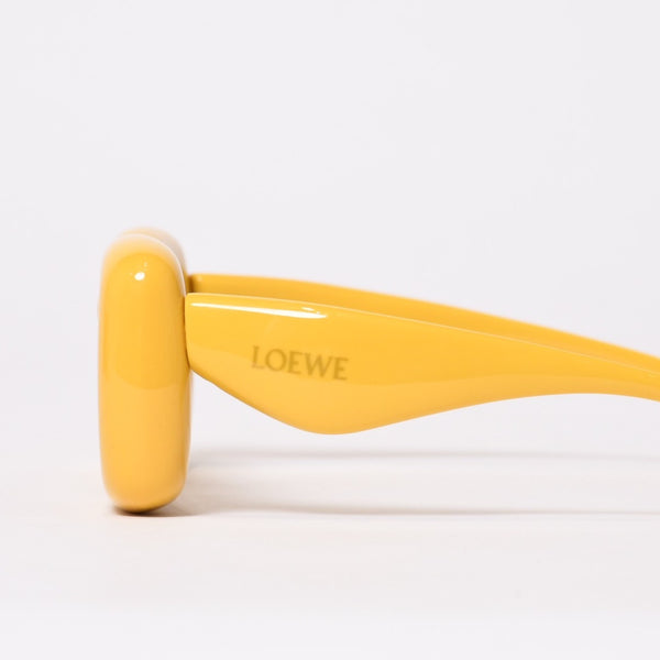 極美品 LOEWE ロエベ サングラス LW40051F サイズ41□28 145 イエロー プラスチック 中古 4b013975