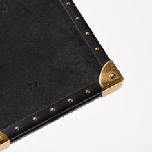画像をギャラリービューアに読み込む, LOUIS VUITTON ルイ・ヴィトン スマホケース M64487 ブラウン モノグラムキャンバス プラスチック BC1137 美品 中古 4b007595