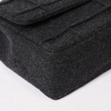 Load image into Gallery viewer, 極美品 CHANEL シャネル 2.55 Sフラップ Wチェーンショルダーバッグ 5番台 ココマーク チョコバー ウール フェルト グレー 中古 4b013941