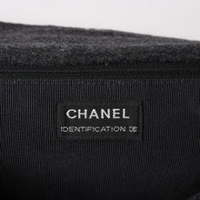 Load image into Gallery viewer, 極美品 CHANEL シャネル 2.55 Sフラップ Wチェーンショルダーバッグ 5番台 ココマーク チョコバー ウール フェルト グレー 中古 4b013941