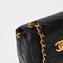 画像をギャラリービューアに読み込む, CHANEL シャネル ミニミニマトラッセ Sフラップ Sチェーンショルダーバッグ 3番台 ココマーク ラムスキン ゴールド金具 美品 中古 4b014008