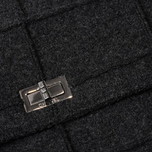 Load image into Gallery viewer, 極美品 CHANEL シャネル 2.55 Sフラップ Wチェーンショルダーバッグ 5番台 ココマーク チョコバー ウール フェルト グレー 中古 4b013941
