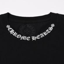 画像をギャラリービューアに読み込む, 極美品 CHROME HEARTS クロムハーツ 長袖Tシャツ サイズM オールドイングリッシュ ネックロゴ ブラック 中古 4b014015