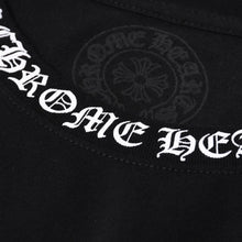 画像をギャラリービューアに読み込む, 極美品 CHROME HEARTS クロムハーツ 長袖Tシャツ サイズM オールドイングリッシュ ネックロゴ ブラック 中古 4b014015