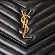 画像をギャラリービューアに読み込む, SAINT LAURENT サンローラン キルティング チェーンショルダーバック 377828 レザー ブラック ゴールド金具 美品 中古 4b014040