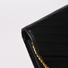 画像をギャラリービューアに読み込む, SAINT LAURENT サンローラン キルティング チェーンショルダーバック 377828 レザー ブラック ゴールド金具 美品 中古 4b014040