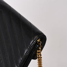 画像をギャラリービューアに読み込む, SAINT LAURENT サンローラン キルティング チェーンショルダーバック 377828 レザー ブラック ゴールド金具 美品 中古 4b014040