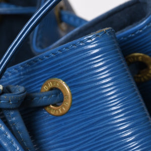 LOUIS VUITTON ルイヴィトン エピ プチノエ ワンショルダーバッグ M44105 AR1915 エピレザー ブルー ゴールド金具 良品 中古 4b014031
