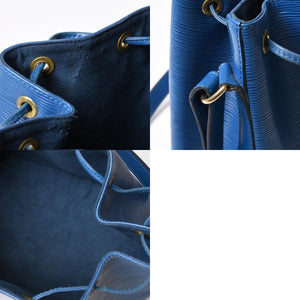 LOUIS VUITTON ルイヴィトン エピ プチノエ ワンショルダーバッグ M44105 AR1915 エピレザー ブルー ゴールド金具 良品 中古 4b014031