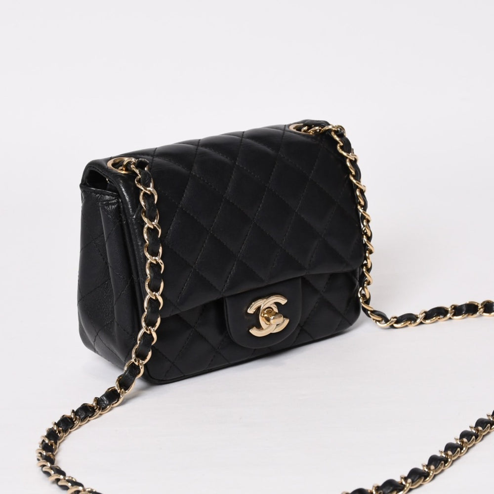 CHANEL Mini Matelasse 16 S Flap S Chain Shoulder Bag 25th Series Coco Mark Lambskin Black Good Condition Used 4b014139