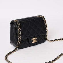 画像をギャラリービューアに読み込む, CHANEL シャネル ミニマトラッセ16 Sフラップ Sチェーンショルダーバッグ 25番台 ココマーク ラムスキン ブラック 美品 中古 4b014139