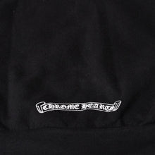 画像をギャラリービューアに読み込む, CHROME HEARTS クロムハーツ プルオーバーフーディー サイズL オールドイングリッシュ ブラック ホワイト シルバー925 美品 中古 4b014144