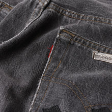 画像をギャラリービューアに読み込む, CHROME HEARTS クロムハーツ × LEVI'S 501 リーバイス501 セメタリークロスパッチ デニムパンツ サイズ30 19パッチ 美品 中古 4b014143
