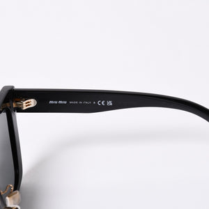 MIUMIU ミュウミュウ サングラス アイウェア SMU02Z 1AB-5S0 サイズ56□18 140 ブラック ゴールド 美品 中古 4a000127