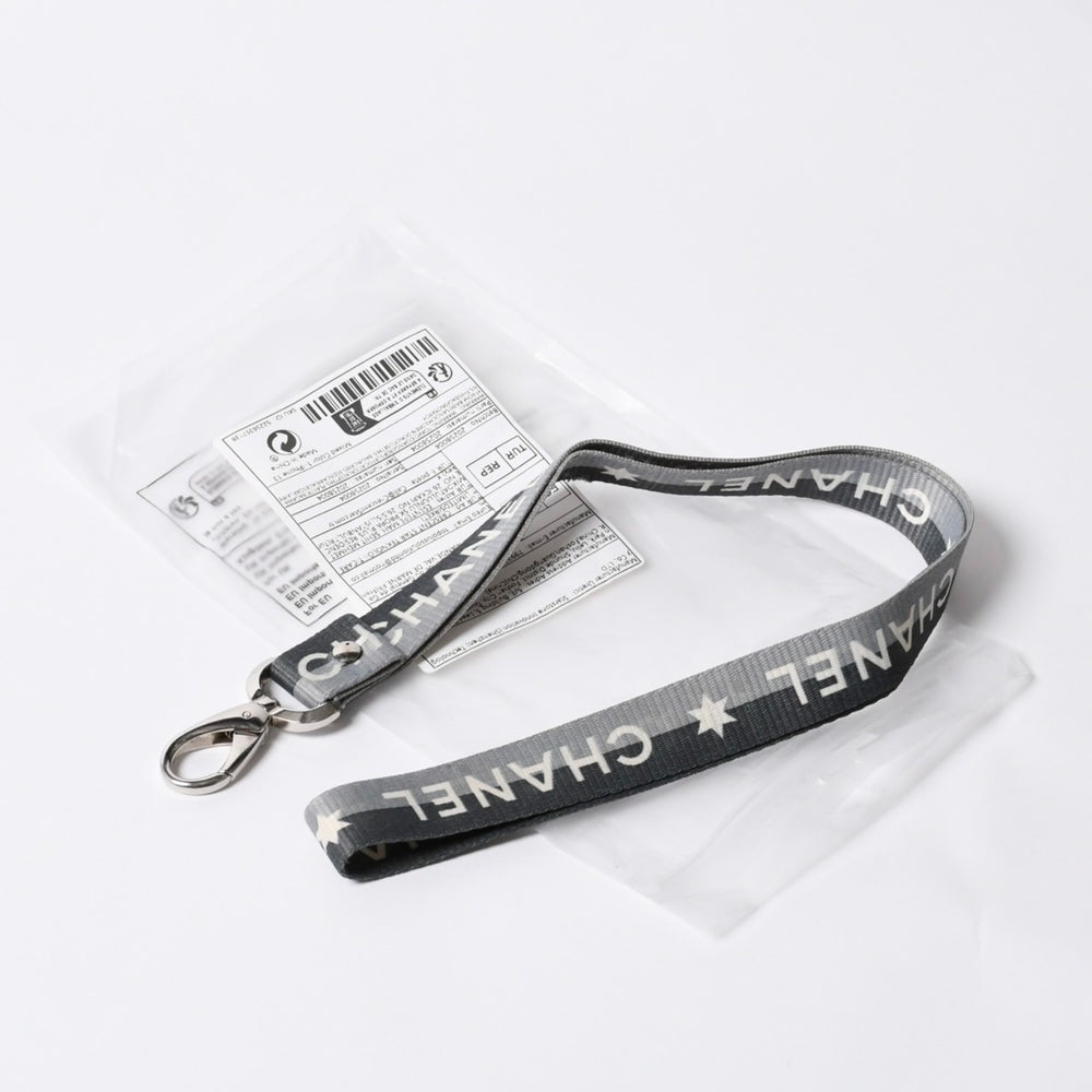 CHANEL シャネル スポーツライン ネックストラップ キーホルダー ココマーク ロゴ グレー シルバー 美品 中古 4b014154