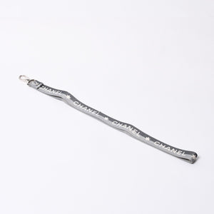 CHANEL シャネル スポーツライン ネックストラップ キーホルダー ココマーク ロゴ グレー シルバー 美品 中古 4b014154