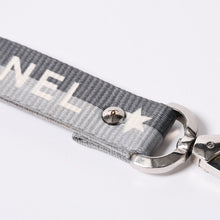 画像をギャラリービューアに読み込む, CHANEL シャネル スポーツライン ネックストラップ キーホルダー ココマーク ロゴ グレー シルバー 美品 中古 4b014154