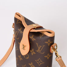画像をギャラリービューアに読み込む, 極美品 LOUIS VUITTON ルイヴィトン フォールド ミー ポーチ ショルダーバッグ M80874 モノグラム キャンバス ヌメ革 中古 4b014032