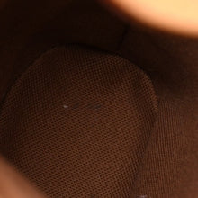 画像をギャラリービューアに読み込む, 極美品 LOUIS VUITTON ルイヴィトン フォールド ミー ポーチ ショルダーバッグ M80874 モノグラム キャンバス ヌメ革 中古 4b014032