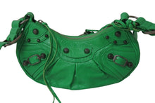 画像をギャラリービューアに読み込む, 極美品 BALENCIAGA バレンシアガ ショルダーバッグ 671309 ル カゴールXS グリーン レザー アンティークシルバー金具 中古 4b001471