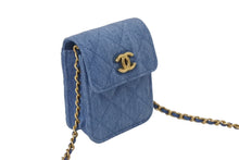 Load image into Gallery viewer, 新品未使用 CHANEL シャネル ミニ チェーンショルダーバッグ ランダム番台 デニム キルティング ココマーク インディゴブルー 中古 4b000015