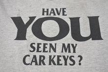 画像をギャラリービューアに読み込む, VINTAGE ヴィンテージ 00's HAVE YOU SEEN MY CAR KEYS? メッセージプリント Tシャツ サイズL グレー 良品 中古 4b001565