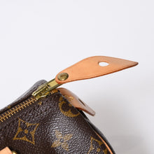 Load image into Gallery viewer, LOUIS VUITTON ルイヴィトン スピーディー25 ハンドバック M41528 モノグラム PVC レザー 美品 中古 4b013558