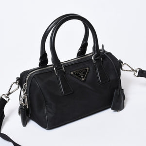 極美品 PRADA プラダ 三角ロゴ ショルダーバッグ 1BB846 ブラック レザー ジャガード シルバー金具 中古 4b013698