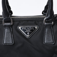 Load image into Gallery viewer, 極美品 PRADA プラダ 三角ロゴ ショルダーバッグ 1BB846 ブラック レザー ジャガード シルバー金具 中古 4b013698