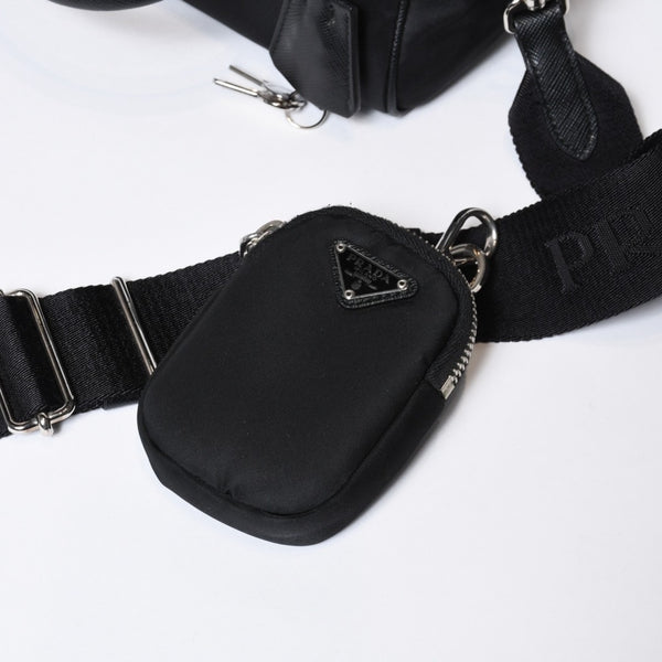 極美品 PRADA プラダ 三角ロゴ ショルダーバッグ 1BB846 ブラック レザー ジャガード シルバー金具 中古 4b013698