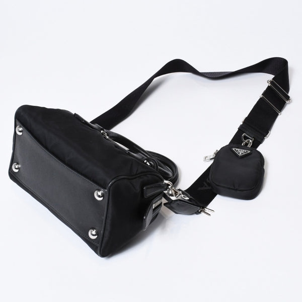 極美品 PRADA プラダ 三角ロゴ ショルダーバッグ 1BB846 ブラック レザー ジャガード シルバー金具 中古 4b013698