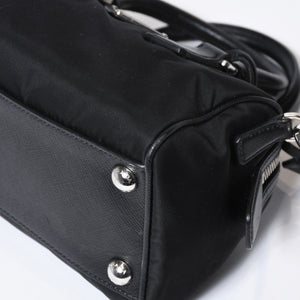 極美品 PRADA プラダ 三角ロゴ ショルダーバッグ 1BB846 ブラック レザー ジャガード シルバー金具 中古 4b013698