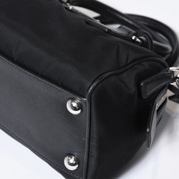極美品 PRADA プラダ 三角ロゴ ショルダーバッグ 1BB846 ブラック レザー ジャガード シルバー金具 中古 4b013698