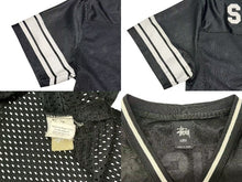 画像をギャラリービューアに読み込む, STUSSY ステューシー メッシュ 半袖 ゲームシャツ サイズXL ブラック ホワイト ロゴプリント 美品 中古 4b001628