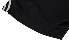 Load image into Gallery viewer, CHAMPION チャンピオン メッシュ ショーツ ショートパンツ バスパン ポリエステル ブラック サイズM 美品 中古 4b001633