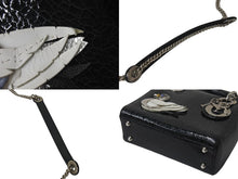 Load image into Gallery viewer, Christian Dior クリスチャンディオール レディディオール スワン ミニハンドバッグ 32-MA-0166 パテントレザー カナージュ 美品 中古 4b001647