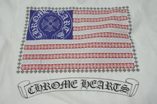 画像をギャラリービューアに読み込む, CHROME HEARTS クロムハーツ 半袖VネックTシャツ サイズS アメリカンフラッグ ホースシュー ダガー プリント ホワイト 美品 中古 4b001689