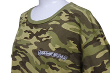 画像をギャラリービューアに読み込む, CHROME HEARTS クロムハーツ 半袖Tシャツ サイズM カモフラ柄 スクロールラベルロゴ プリント コットン カーキ 総柄 美品 中古 4b001690