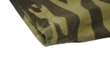 画像をギャラリービューアに読み込む, CHROME HEARTS クロムハーツ 半袖Tシャツ サイズM カモフラ柄 スクロールラベルロゴ プリント コットン カーキ 総柄 美品 中古 4b001690