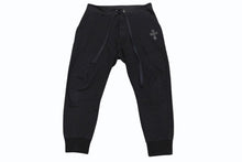 画像をギャラリービューアに読み込む, CHROME HEARTS クロムハーツ スウェットパンツ レザークロスパッチ シルバ−925 レザー コットン ブラック 美品 中古 4b001692