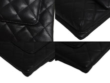 画像をギャラリービューアに読み込む, 極美品 CHANEL シャネル ポーチ ショルダーバッグ カンボンライン 9番台 ココマーク ブラック ホワイト 中古 4b001697