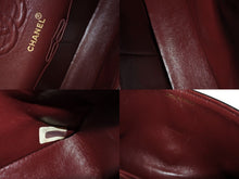 Load image into Gallery viewer, 極美品 CHANEL シャネル マトラッセ23 Wフラップ Wチェーン ショルダーバッグ 1番台 ラムスキン ココマーク ブラック ゴールド金具 中古 4b001700