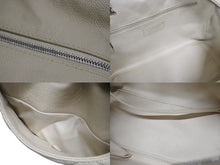 Load image into Gallery viewer, CHANEL シャネル マトラッセ ココマーク チェーントートバック 20番台 キャビアスキン ベージュ シルバー金具 美品 中古 4b001713
