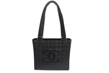 Load image into Gallery viewer, CHANEL シャネル マトラッセ チョコバー トートバッグ ハンドバッグ ココマーク 7番台 ラムスキン ブラック ゴールド金具 美品 中古 4b001719