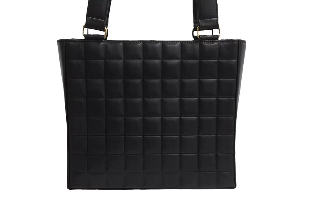 CHANEL Chanel Matelasse Chocolate Bar Tote Bag Handbag Coco Mark No. 7 Lambskin Black Gold Hardware Good Condition Used 4b001719