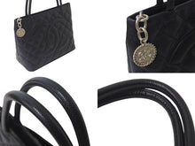 Load image into Gallery viewer, 新品同様 CHANEL シャネル 復刻トートバッグ ハンドバッグ 9番台 キャビアスキン ブラック ココマーク ロゴ 鞄 シルバー金具 中古 4b001726